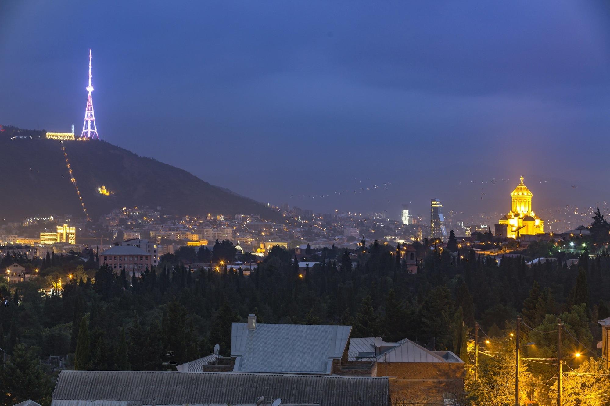Hotel Grand Palace Τυφλίδα Εξωτερικό φωτογραφία