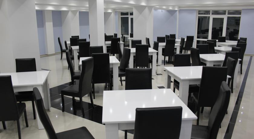 Hotel Grand Palace Τυφλίδα Εξωτερικό φωτογραφία
