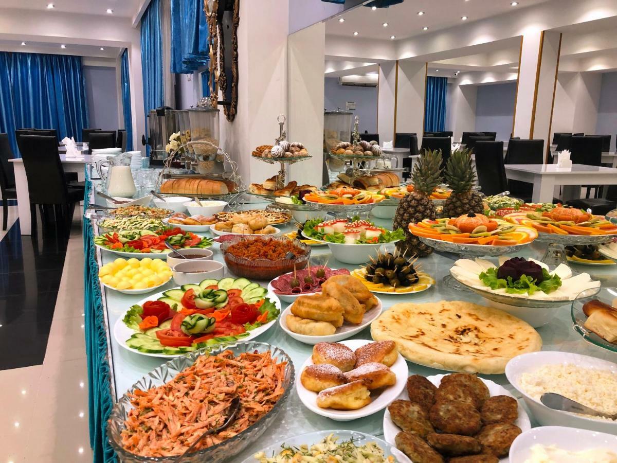 Hotel Grand Palace Τυφλίδα Εξωτερικό φωτογραφία